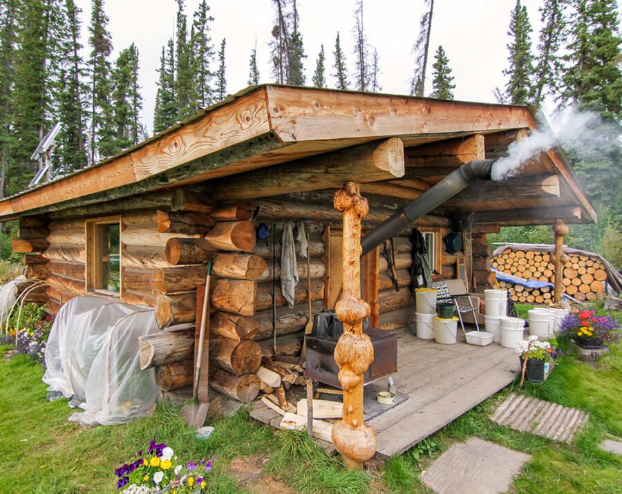 Improvizirani zaklon u prirodi za preživljavanje