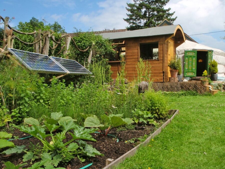 Ova spektakularna mala vikendica je jeftino rešenje za odmor van mreže