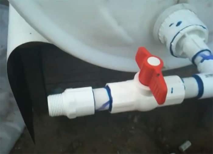 Konfiguracija burića pored kuće