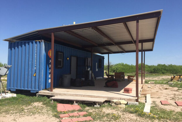 Kontejner za isporuku pretvoren u udobnu kuću